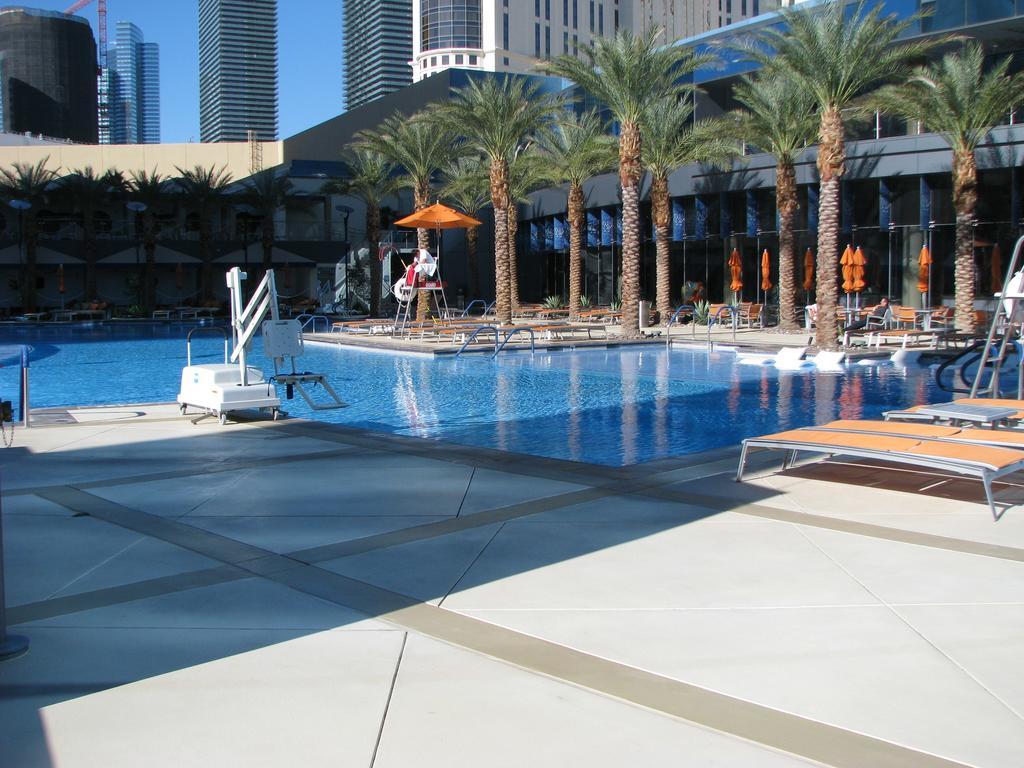 Suites At Elara Las Vegas Center Strip-No Resort Fees Exterior photo